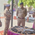 एसपी देहात और सीओ अभिनव चौधरी ने किया भगवानपुर कोतवाली का अर्धवार्षिक निरीक्षण