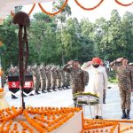 राज्यपाल लेफ्टिनेंट जनरल गुरमीत सिंह पहुंचे शिलांग, वीर शहीदों को दी श्रद्धांजलि