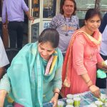 पूजा गुप्ता बोली समर्पण संस्था सदा सेवा भाव में लगी रहती है