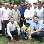 जिलाधिकारी के निर्देशन में हरेला पर्व पर जिले में 30 हजार पौधों का हुआ पौधरोपण