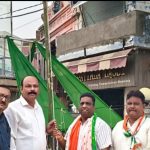 प्रांतीय उद्योग व्यापार प्रतिनिधिमंडल ने चंद्रशेखर चौक पर किया ध्वजारोहण